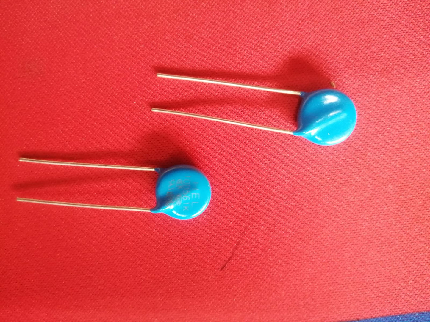 10D561K HEL MOV 560V DC Pitch 7.5mm ET11268