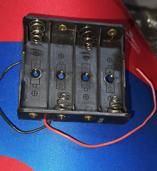 4 cell AA battery holder 4x1.5v 4AA case 4XAA ETD11377