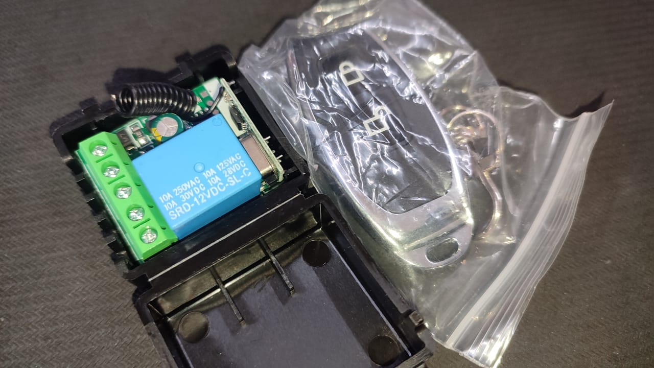 DC 12v 1CH Channel Wireless RF Remote Control Switch Transmitter Receiver 10A Relay ET5479