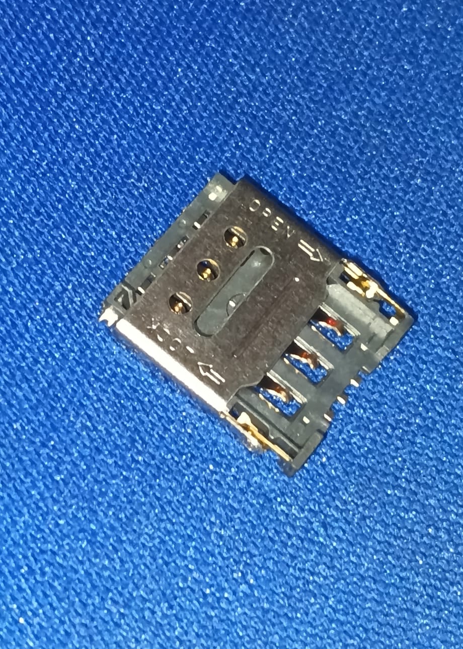 SIM303-GZ6P BXCONN NANO SIM card Connectors ETA2671