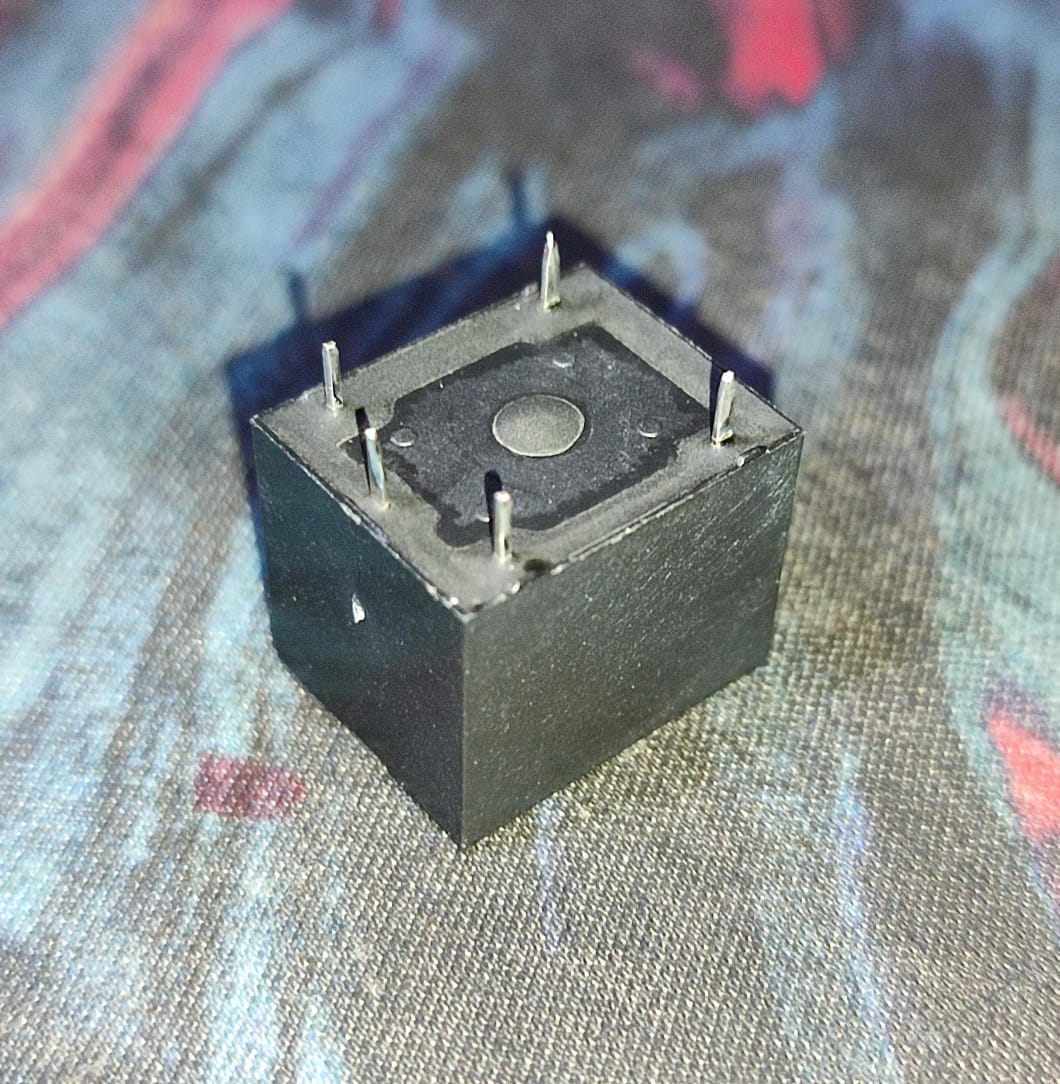 5V 10A RELAY OEN  SPDT DC 65-05-1CE  ET11243