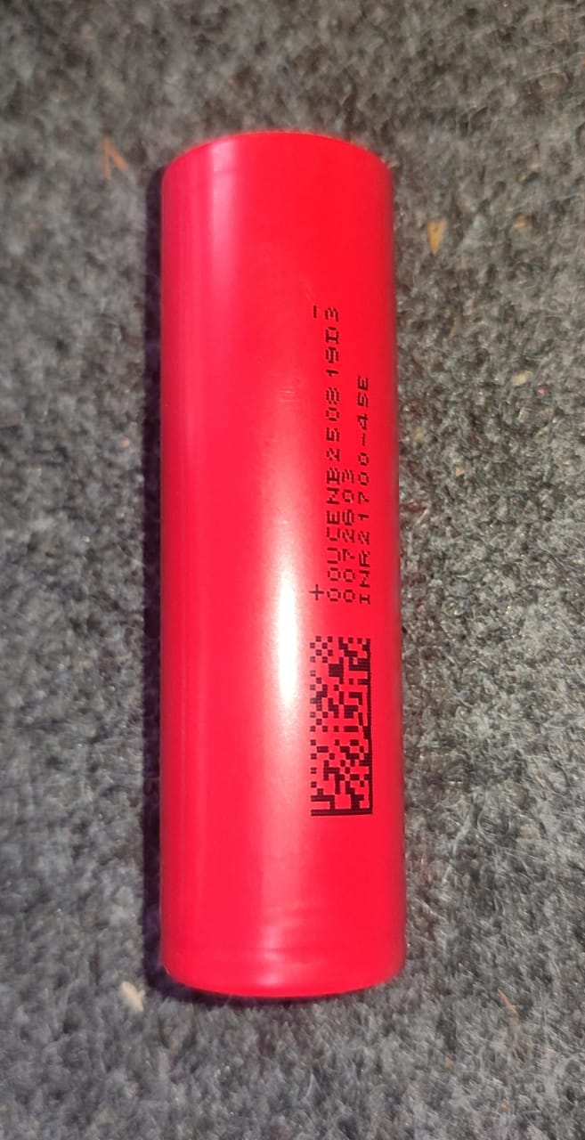 3.7V 4500mAh 21700 Li-ion Battery DMEGC ET11357