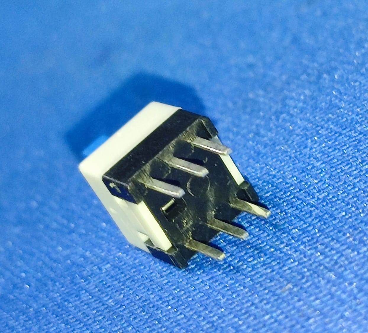 6 LEG SWITCH Latching KFC7070-Z HanElectricity Pushbutton Switches DPDT ETD11142