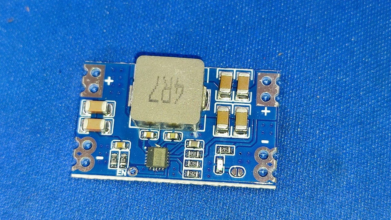 Mini560 Mini-560 DC-DC Buck Converter Step Down Power Supply Module 5V 5A ET7789