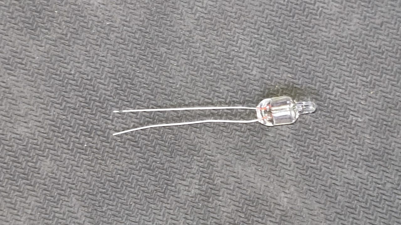 Neon BULB 5MM ET7179