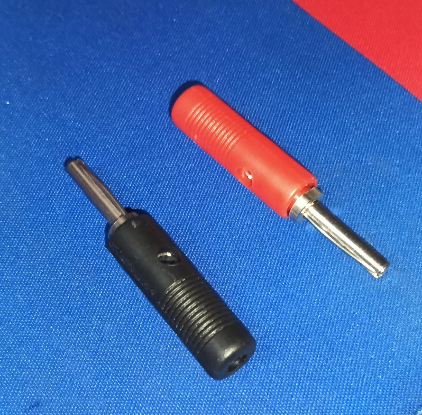 1 PAIR 4mm Banana Jack male RED BLACK ET8195