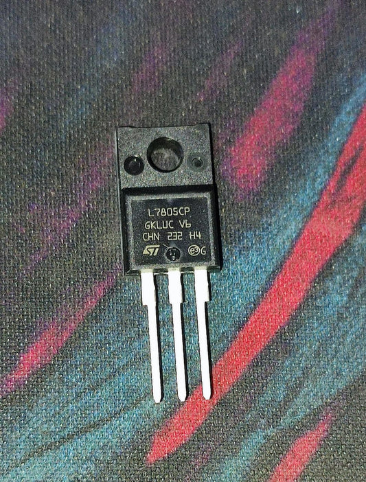 L7805CP TO-220F 5V VOLTAGE REGULATOR 7805 ETA2172