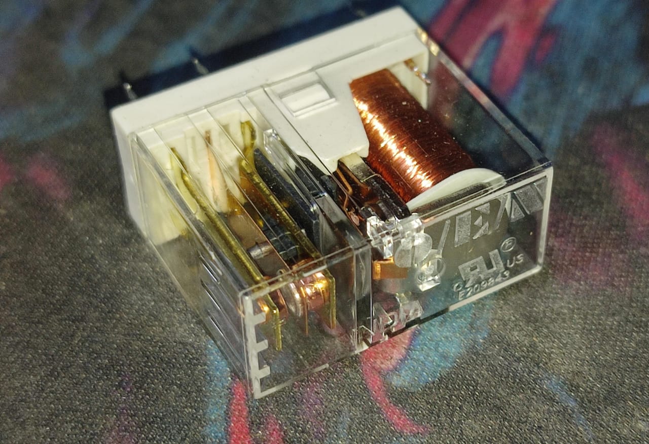 58-12-1C OEN 12V 10A SPDT RELAY 5 LEG 29x13x25.5mm ET11397