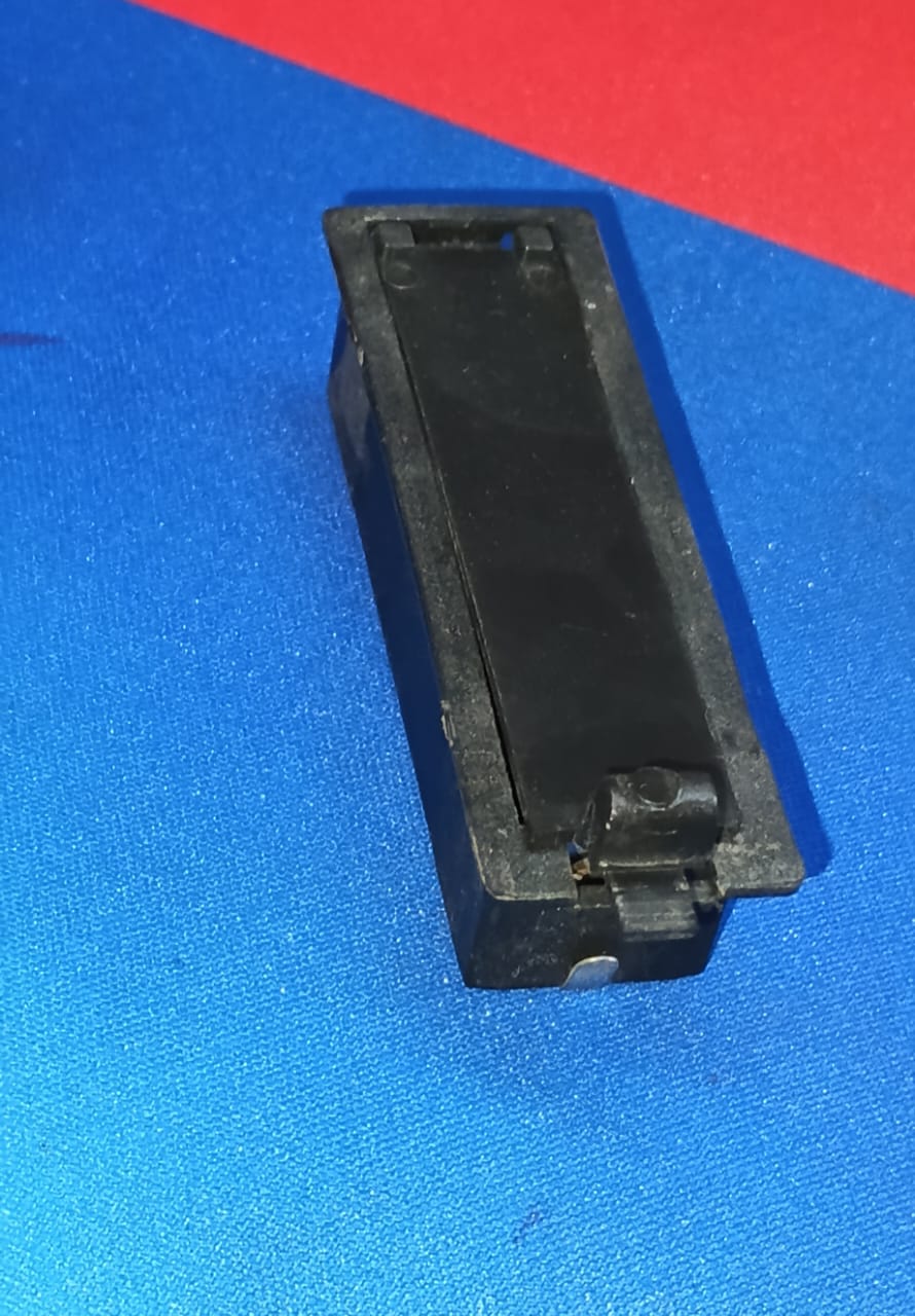 1 X 1.5V  AA BATTERY CELL HOLDER WITH COVER - PCB MOUNTABLE ETE9936