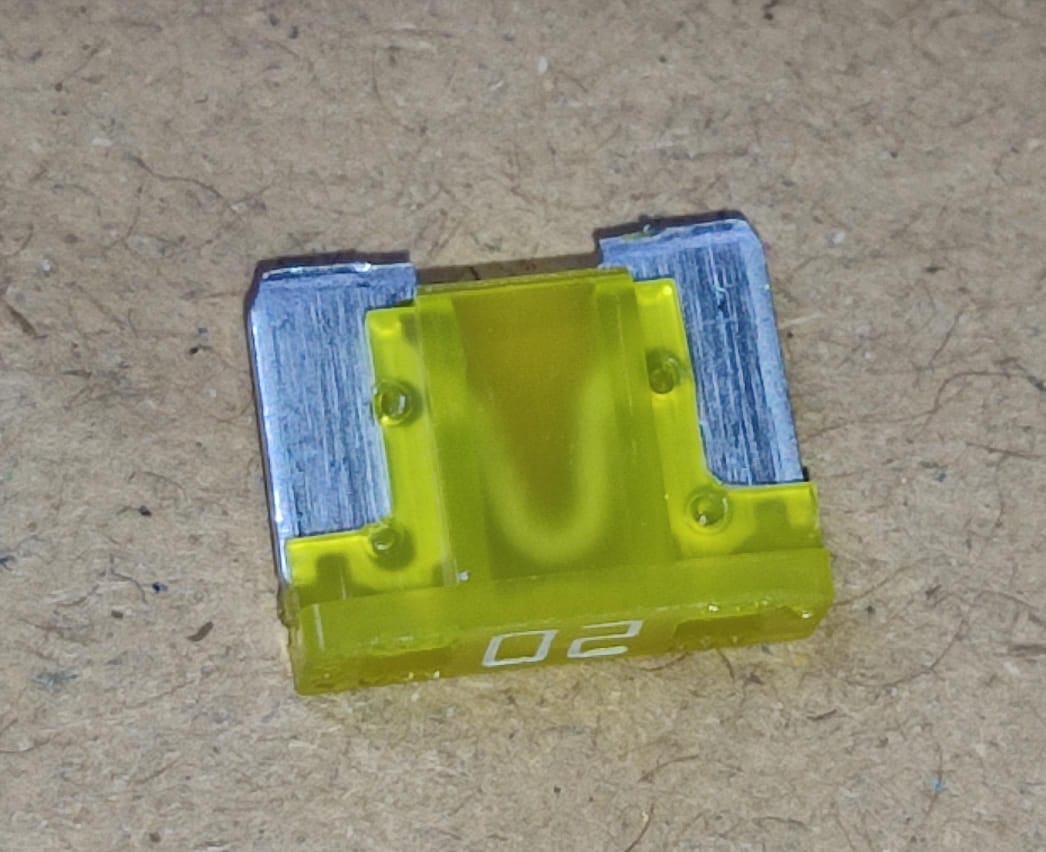 20A mini Blade Fuse PROTECTRON Automotive 32V ET11307