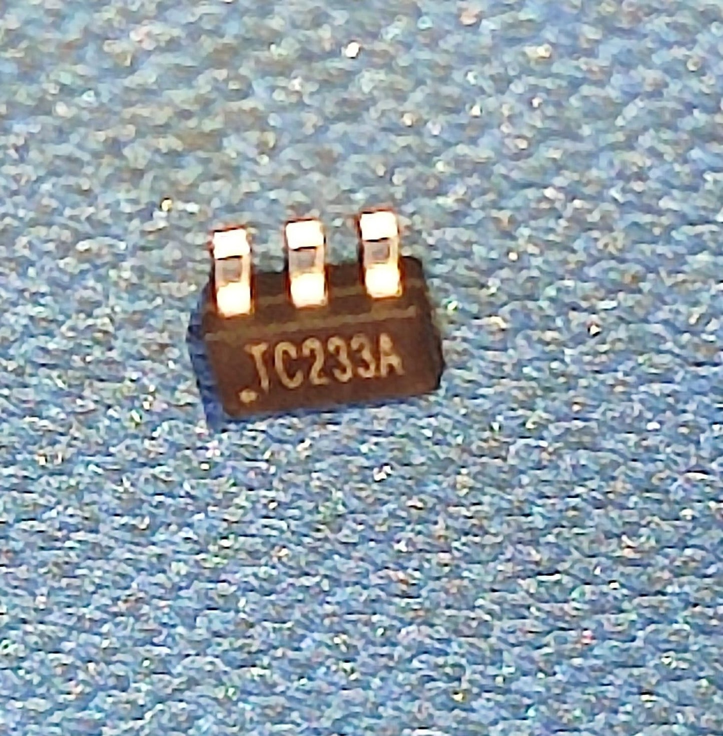 TC233A SOT-23-6 FM 1  Sensor Capacitive Touch 233  ETA2652