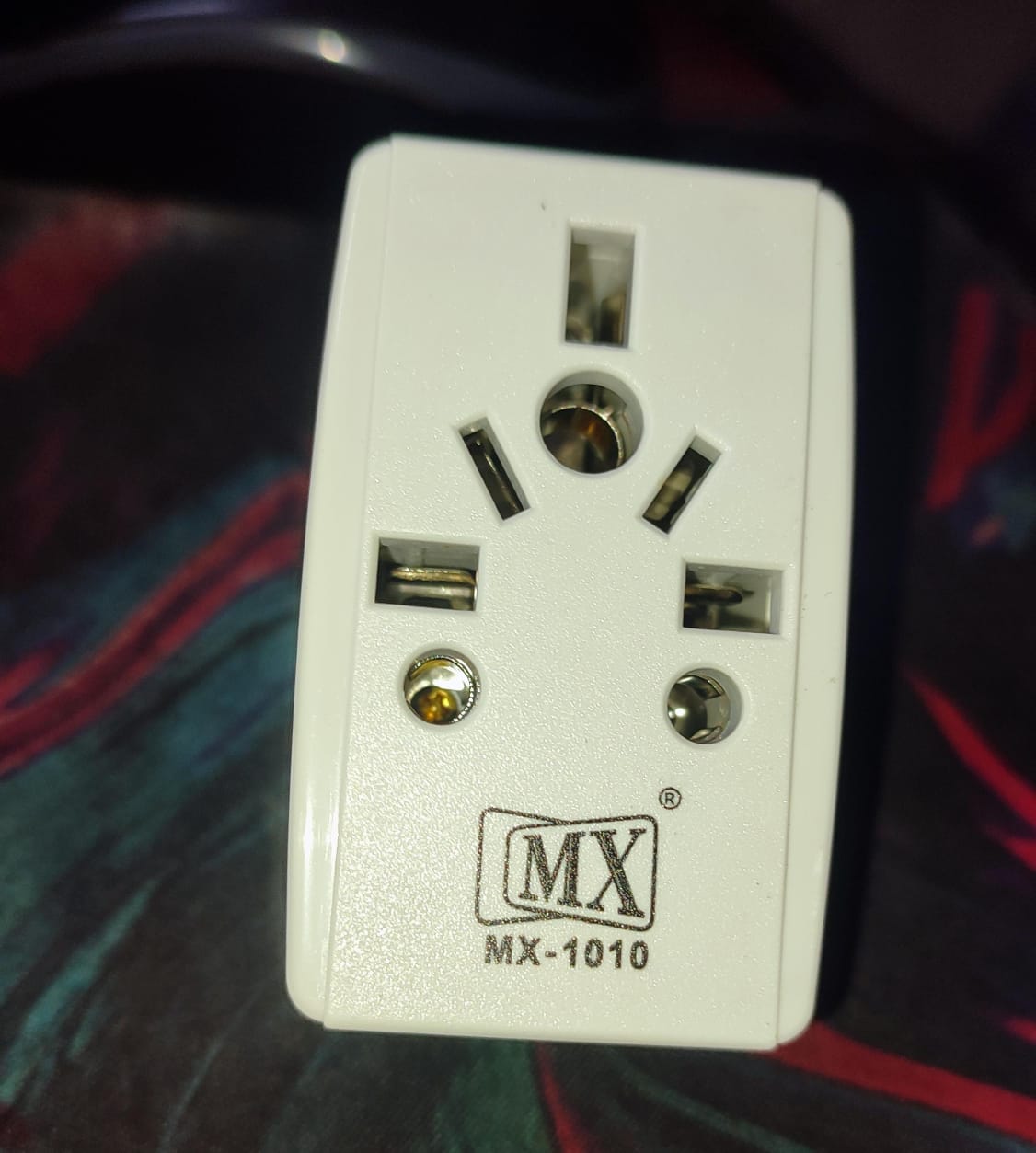 MX-1010 3 Pin Multi Universal Plug 5A 250V SOCKET MX-1010 ET8745
