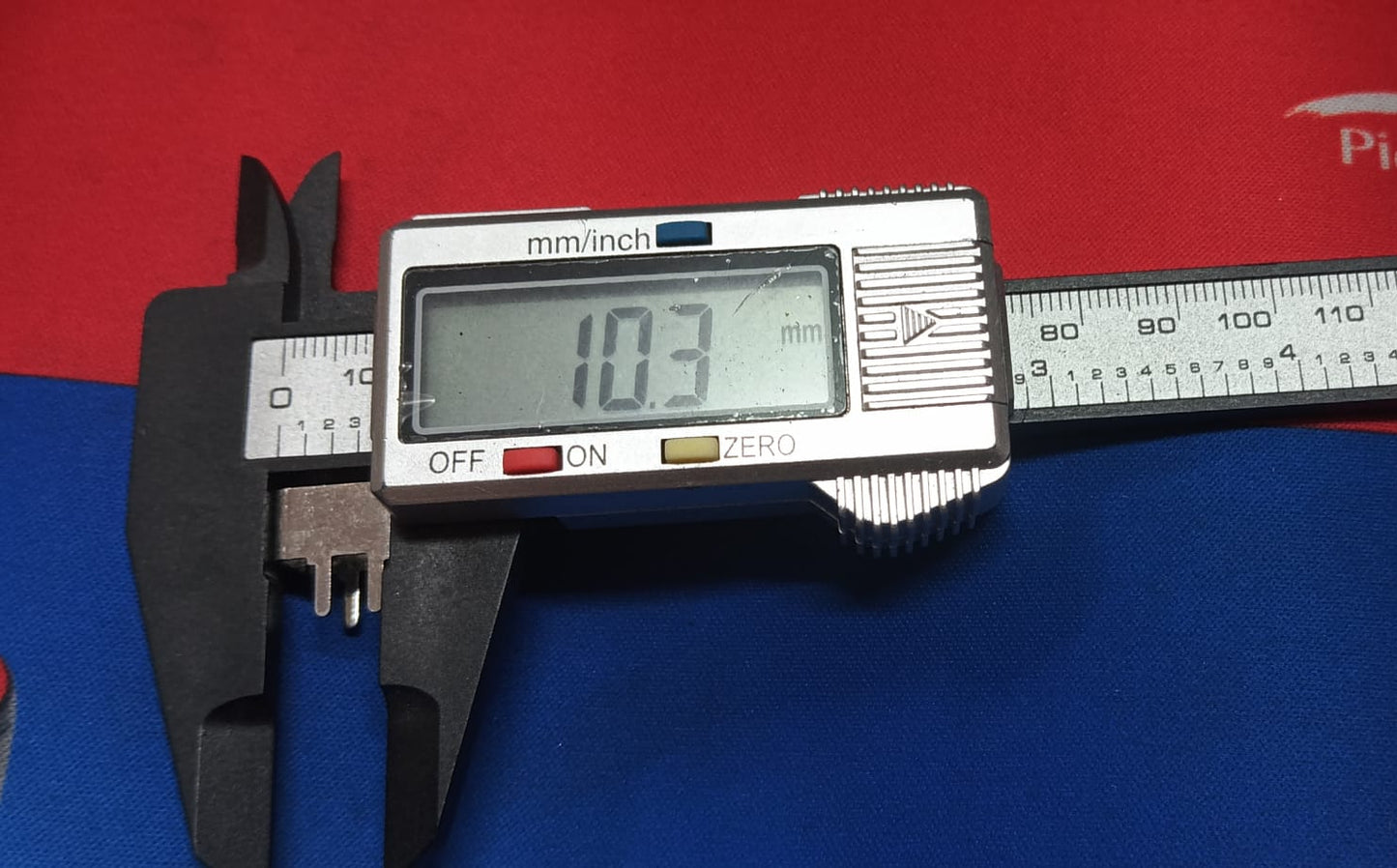 M4  RIGHT ANGLE PCB Mountable Welding Terminal Block connector ETD11468