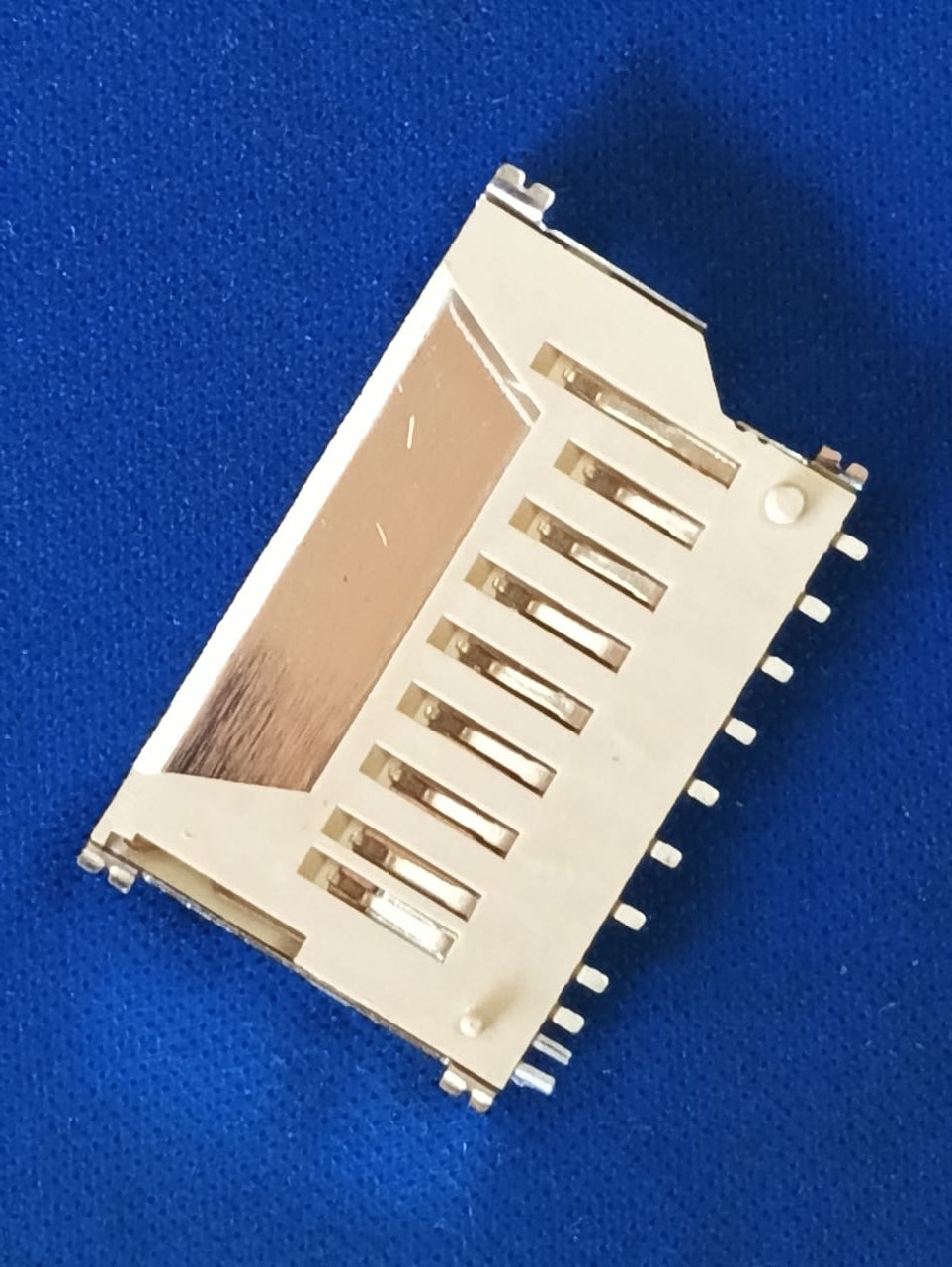 SD-CARD 11P SMD SHOU HAN 2.8mm Card Slot Standard SD Card Plug-in SMD SD Card / Memory Card Connector ETA2545