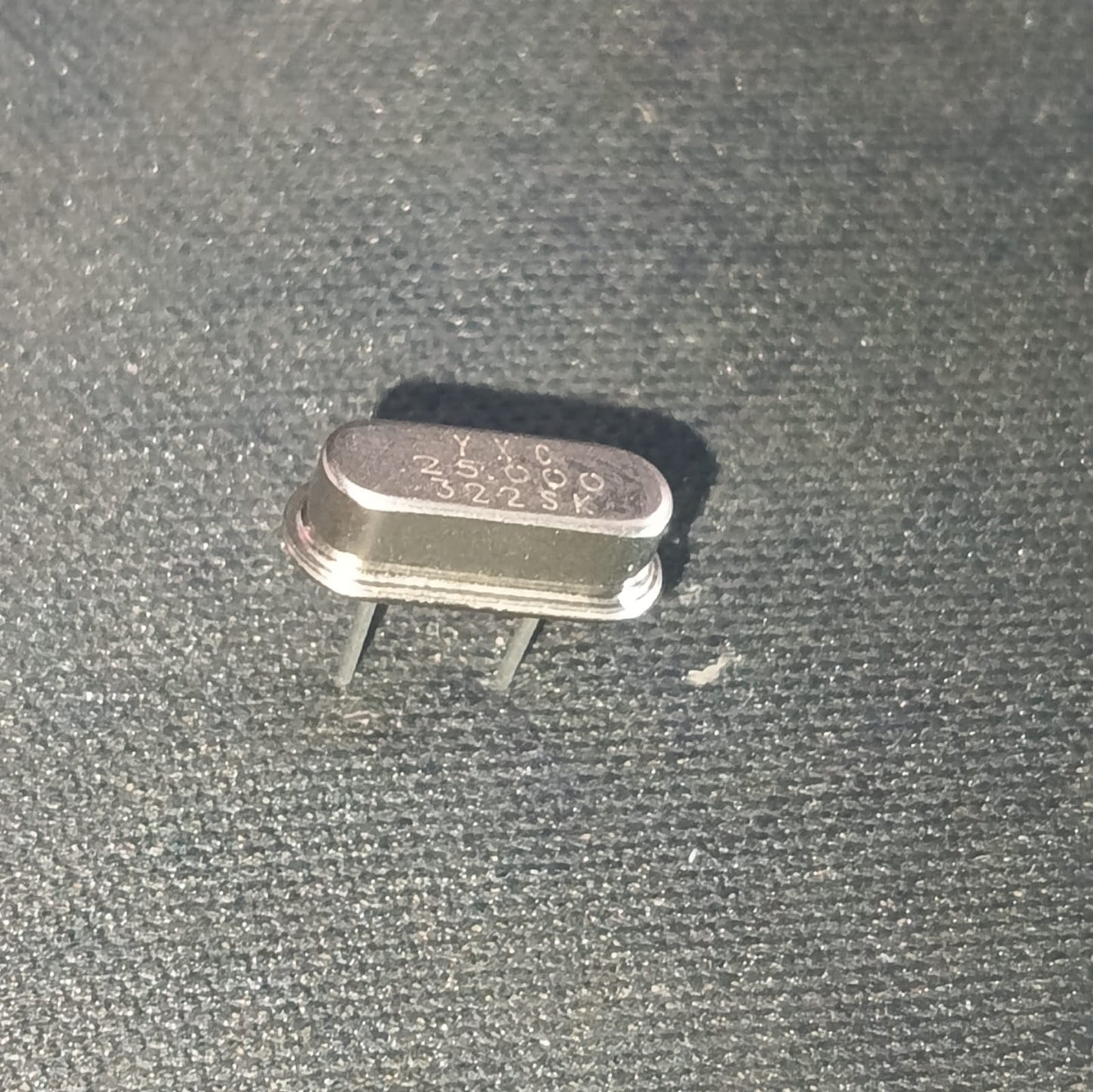 25MHz Crystal HC-49US YXC 25 mhz ETH6833