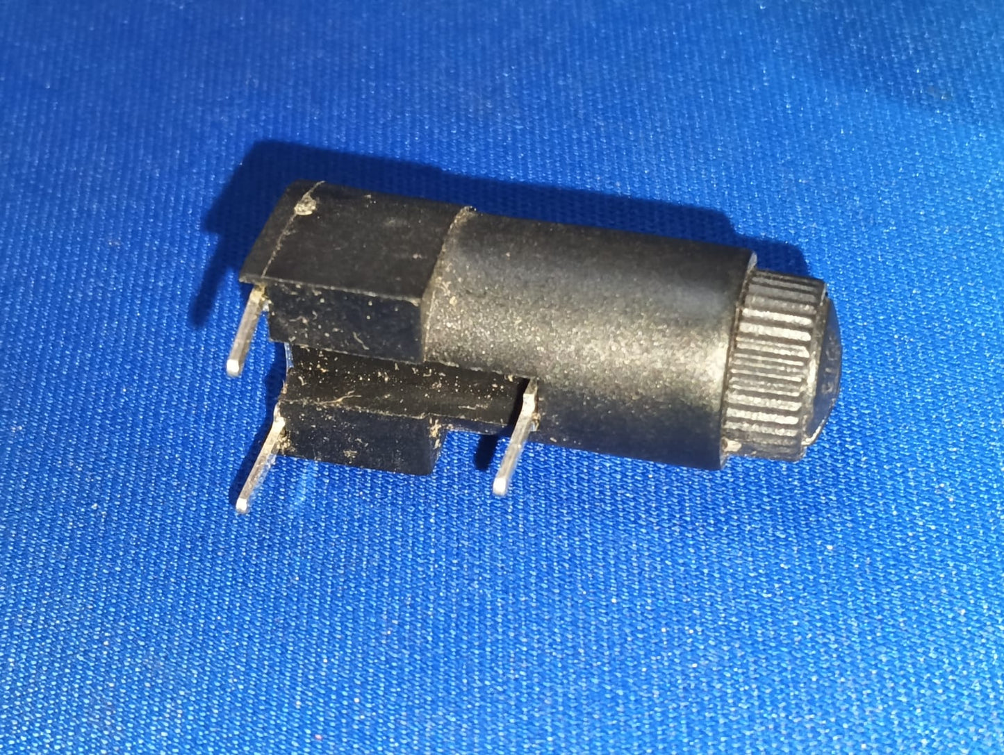 PBF-3 PCB Fuse Holder ELCOM PBF3 for 5X20mm fuse 6.3A 250V ET11114