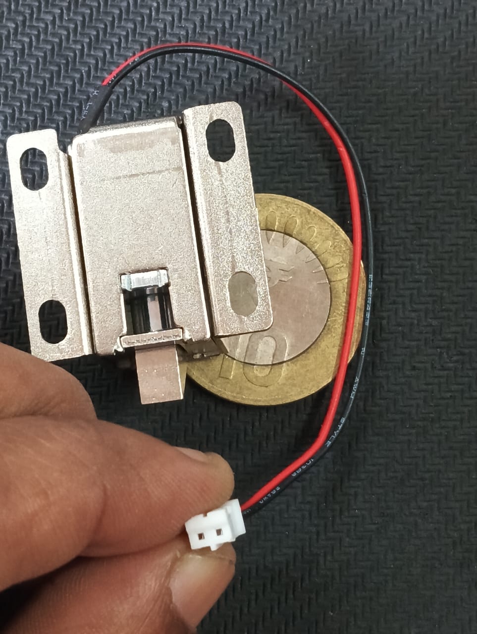 Mini Solenoid Lock 27x28x18mm 12VDC ET5950