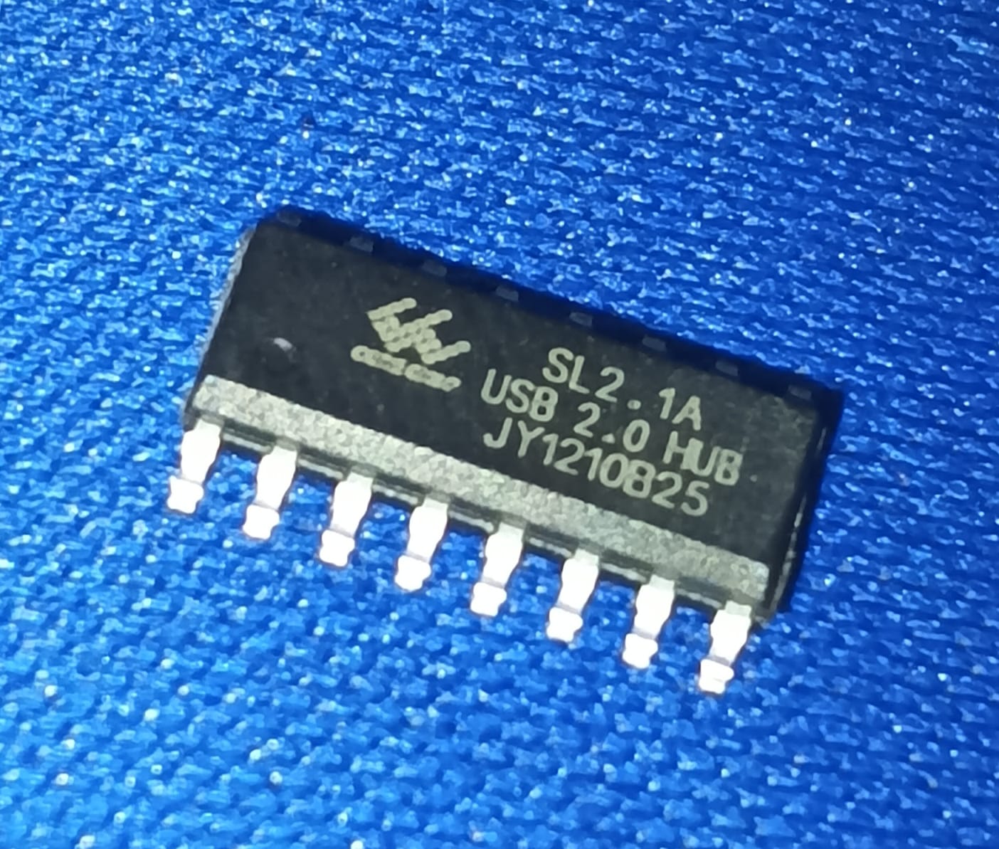 SL2.1A SOP-16 CoreChips 4 Hub USB 2.0  Interface Controllers ETA2633