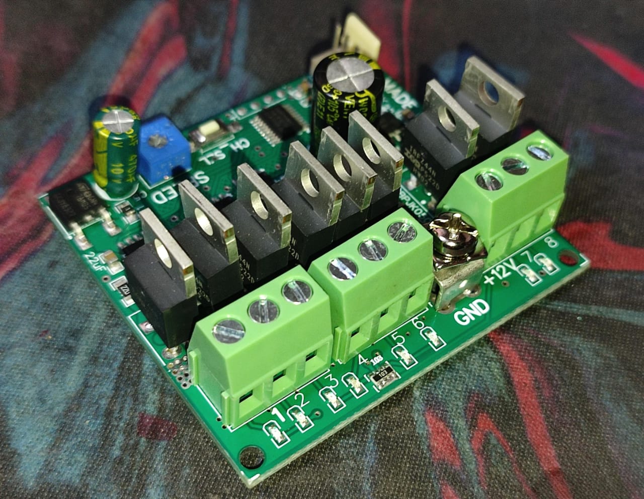 8 Channel 30A DC Design Chaser  7-15V  ET11271