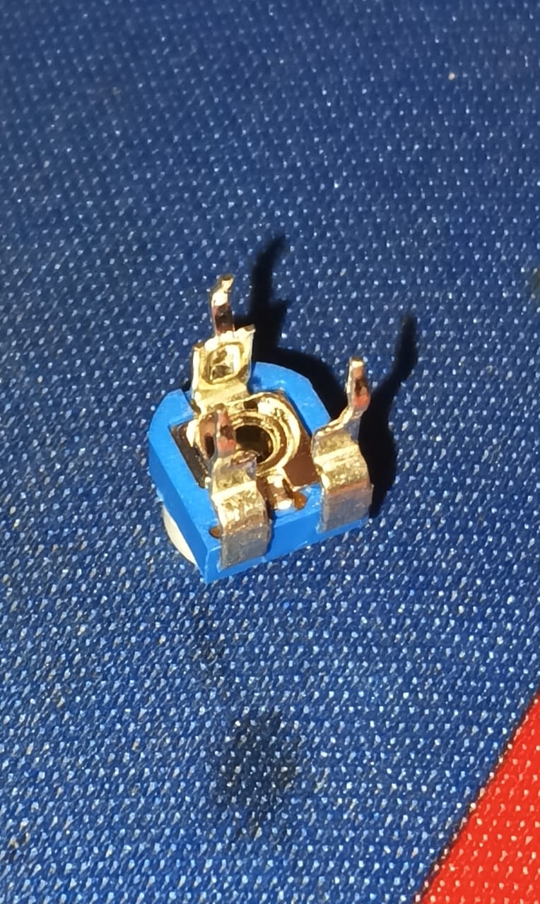 RM065 500 Ohm Potentiometer plastic preset 501 500E 500R  ETD11394