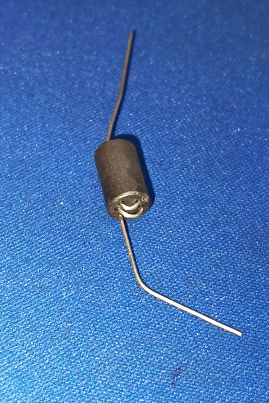 ZER6H-6*10-2.5T ZE 600Ω@100MHz Ferrite Bead 3A ETH6740