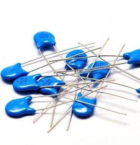 22PF .02NF 50V CERAMIC DISC CAPACITOR BLUE ET10570