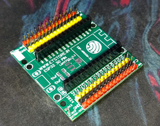ESP32 30 PIN BREAKOUT BOARD WITH RBY HEADER  ET11058