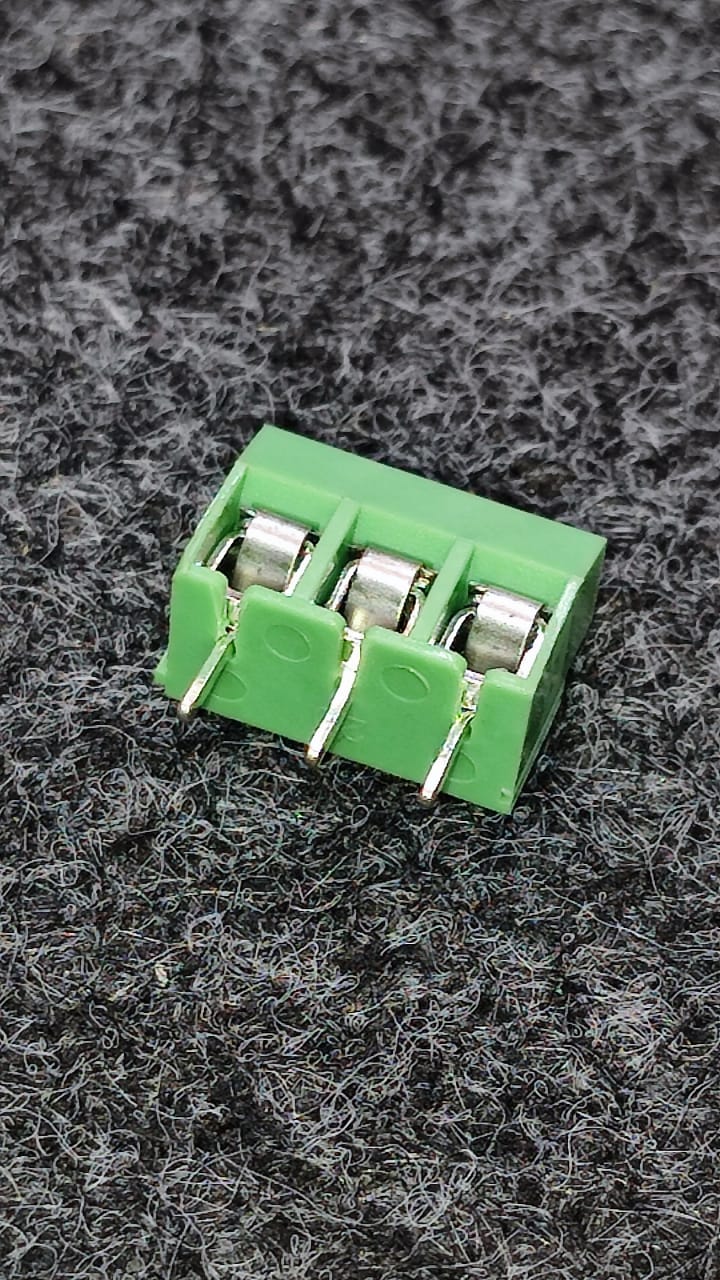 XY126V 3Pin PCB Mount Terminal Block connector 10A 5MM XINYA ET7201