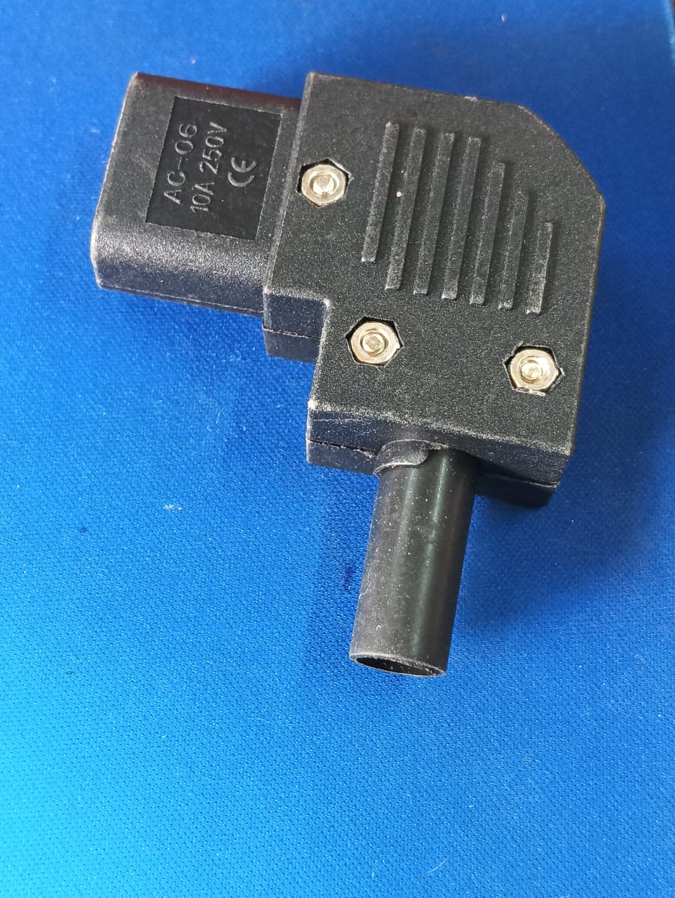 FEMALE CABEL MOUNT SOCKET L TYPE  10A 250V CONNECTOR  ET11175