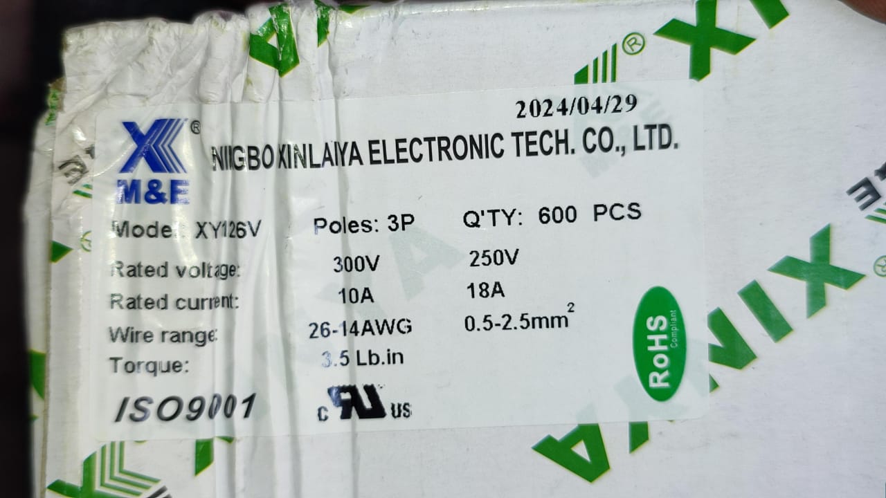 XY126V 3Pin PCB Mount Terminal Block connector 10A 5MM XINYA ET7201