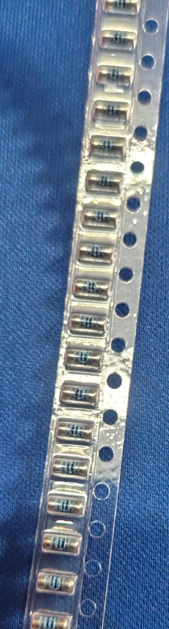 10 OHM ±1% 0.25W 0204 MFR SMD CSRV0204FTCV0100 MELF-0204 10E 10R ETE9992