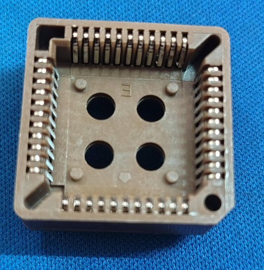 DS1032-44SDKT1A 44PIN  CONNFLY Elec 1.27mm  PLCC IC Sockets ETE9986