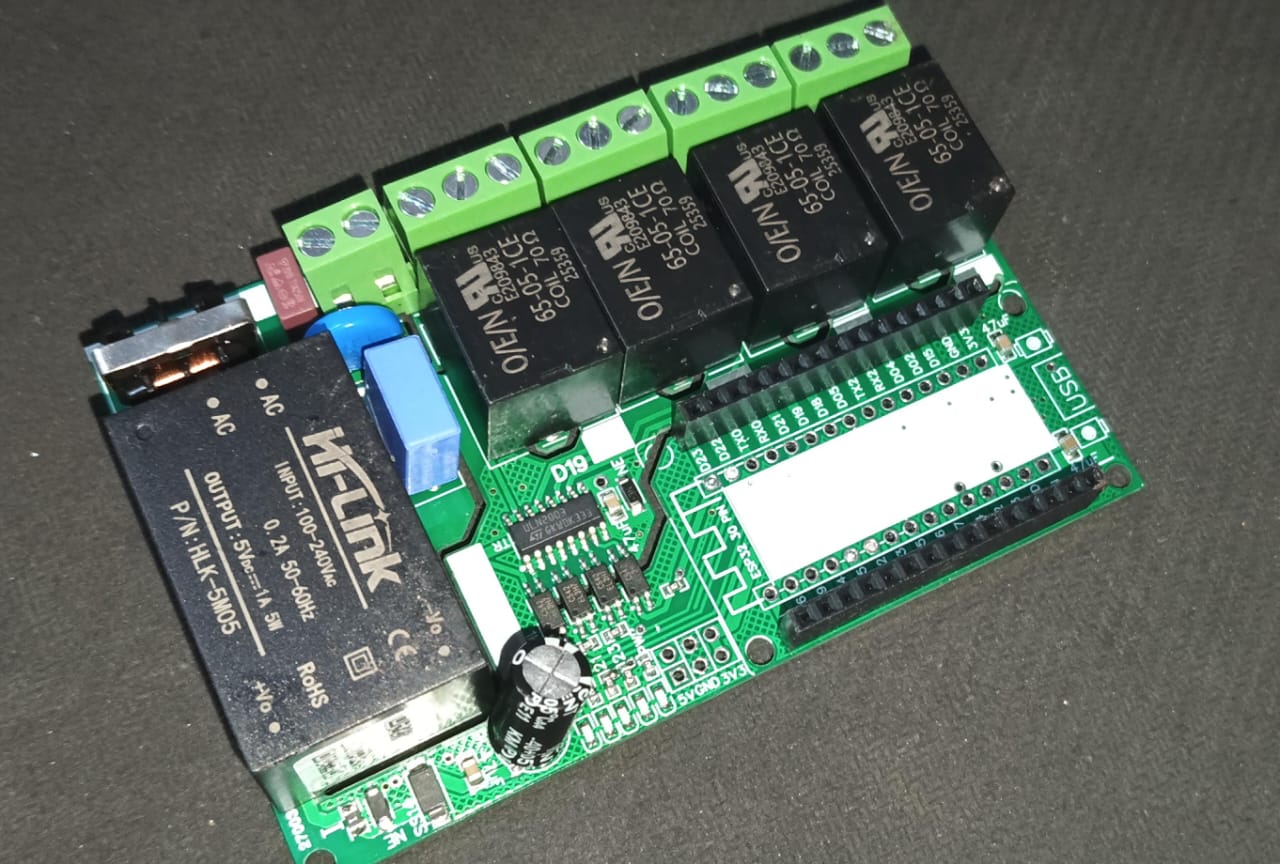 4 Channel Relay Board For 30 Pin ESP32 220V AC Module with HI-LINK 5M05 4CH ET10946