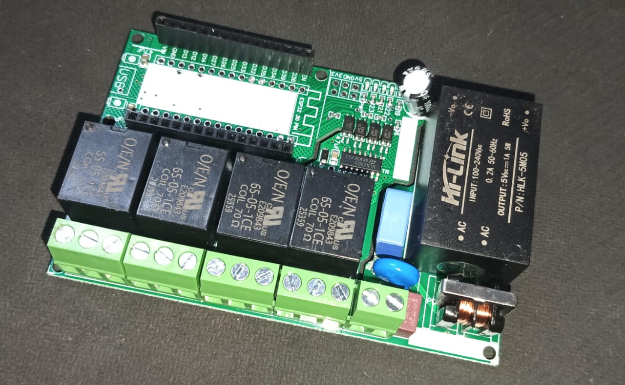 4 Channel Relay Board For 30 Pin ESP32 220V AC Module with HI-LINK 5M05 4CH ET10946