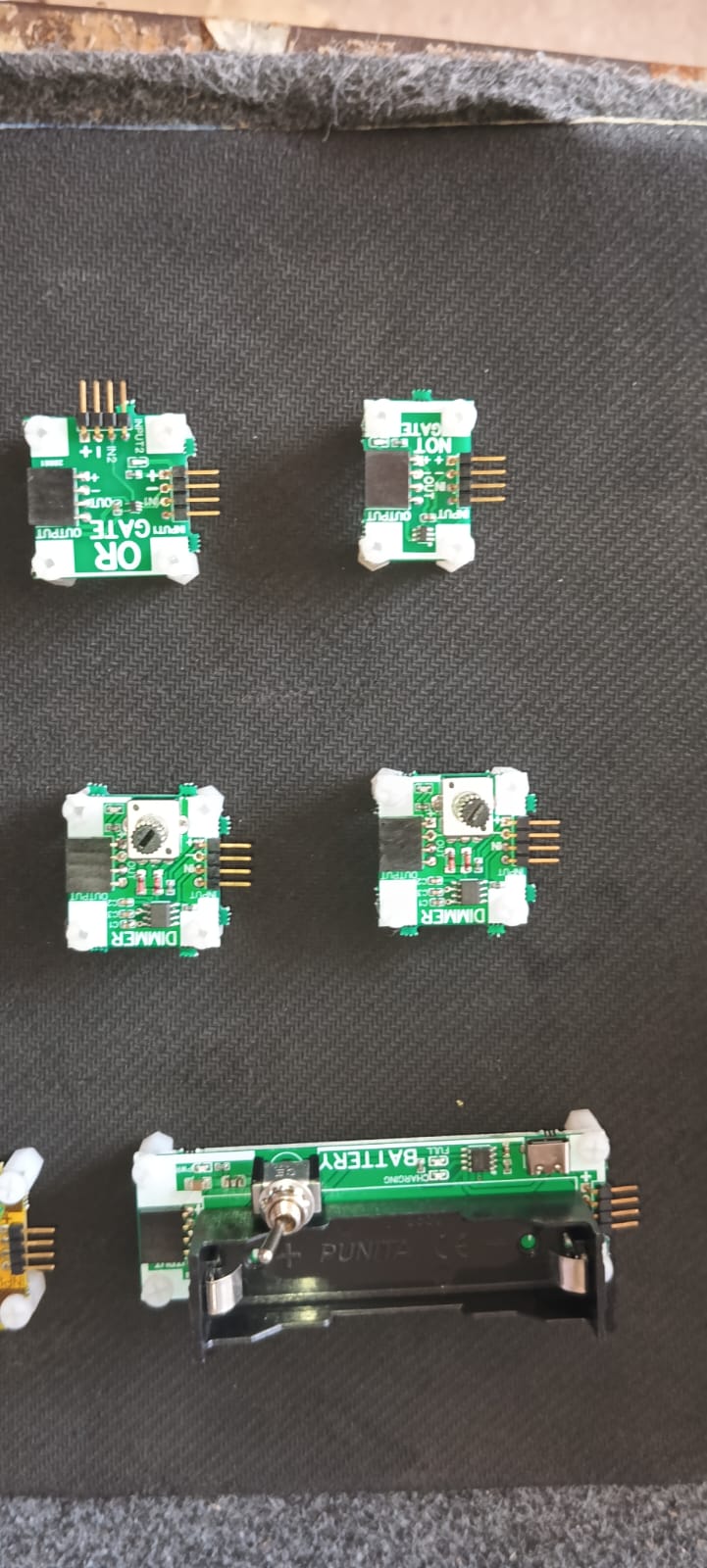ETS STEM KIT 15 BLOCKS  5V DC ETE9935