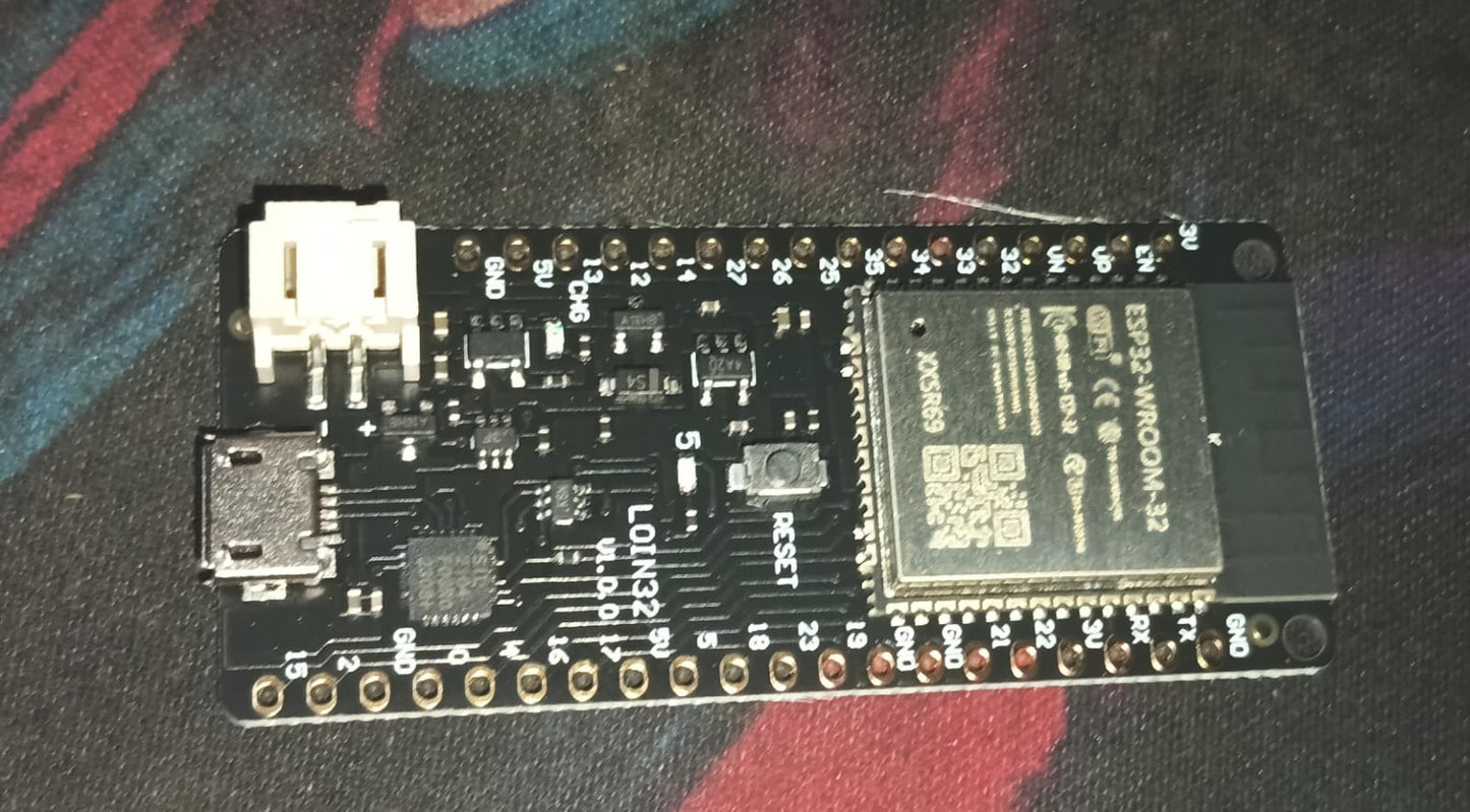 LOLIN D32 V1.0.0 based on ESP32 Board ETA2017
