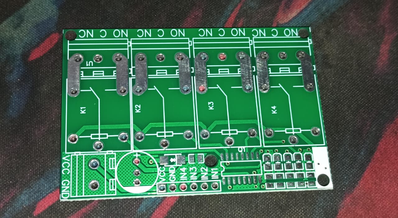 PCB FOR 4 channel 5v or 12v High trigger RELAY MODULE 4CH ET7265