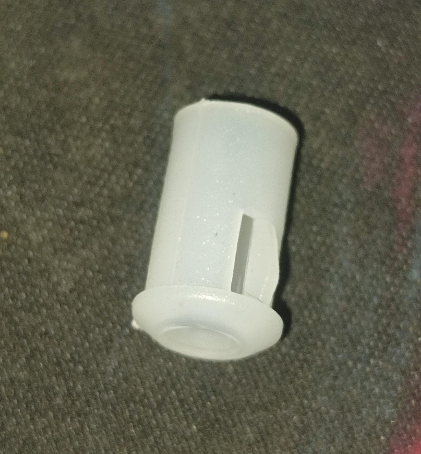 SE229 WHITE 5mm LED Holder Plastic Clip Cover ET10764