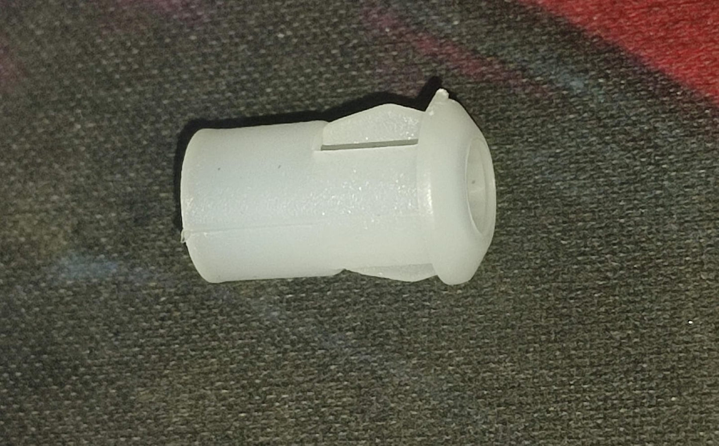 SE229 WHITE 5mm LED Holder Plastic Clip Cover ET10764