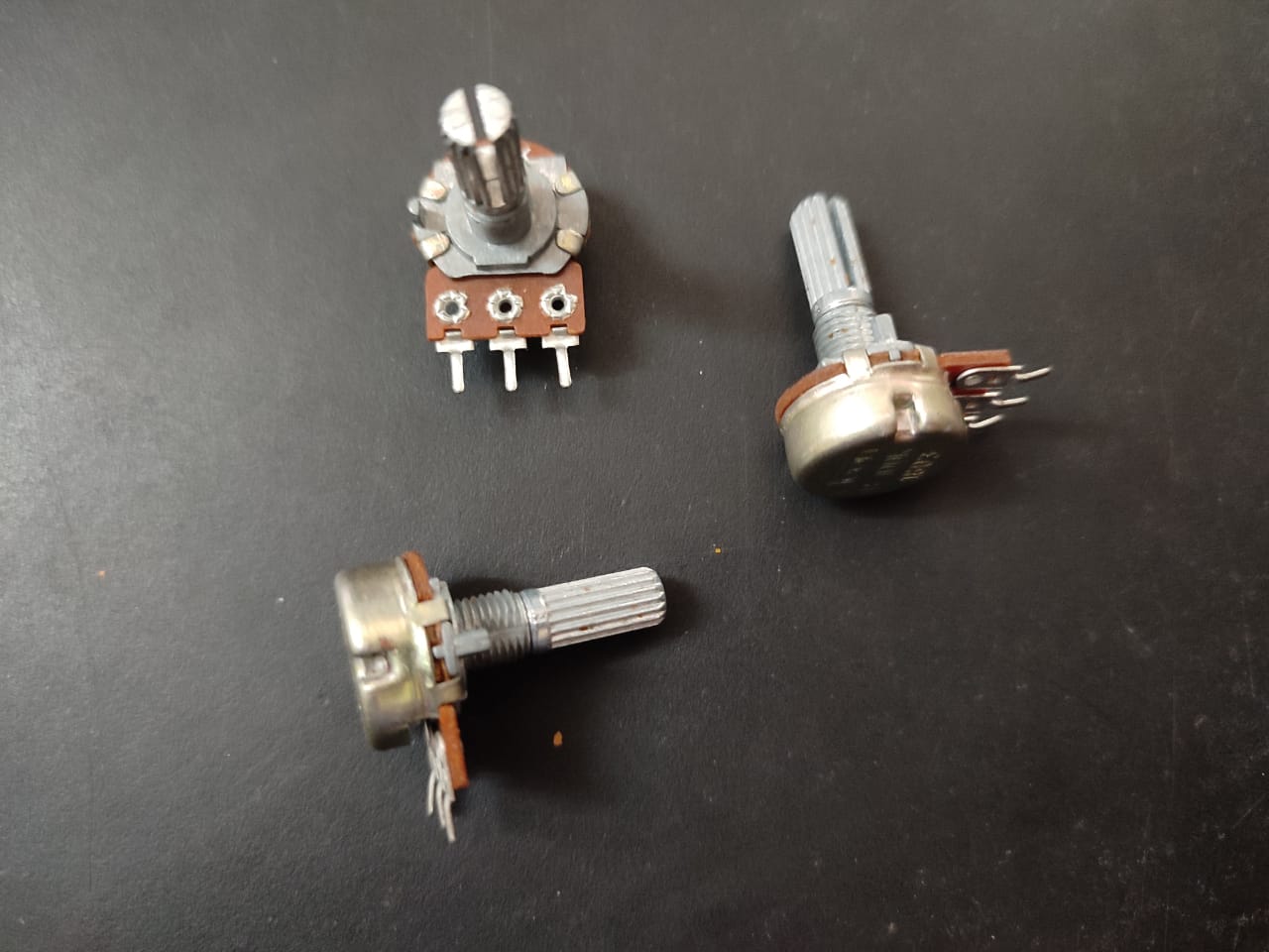 100K OHM potentiometer elcon Rotary POT WITH 6mm METAL shaft B100K elc ...