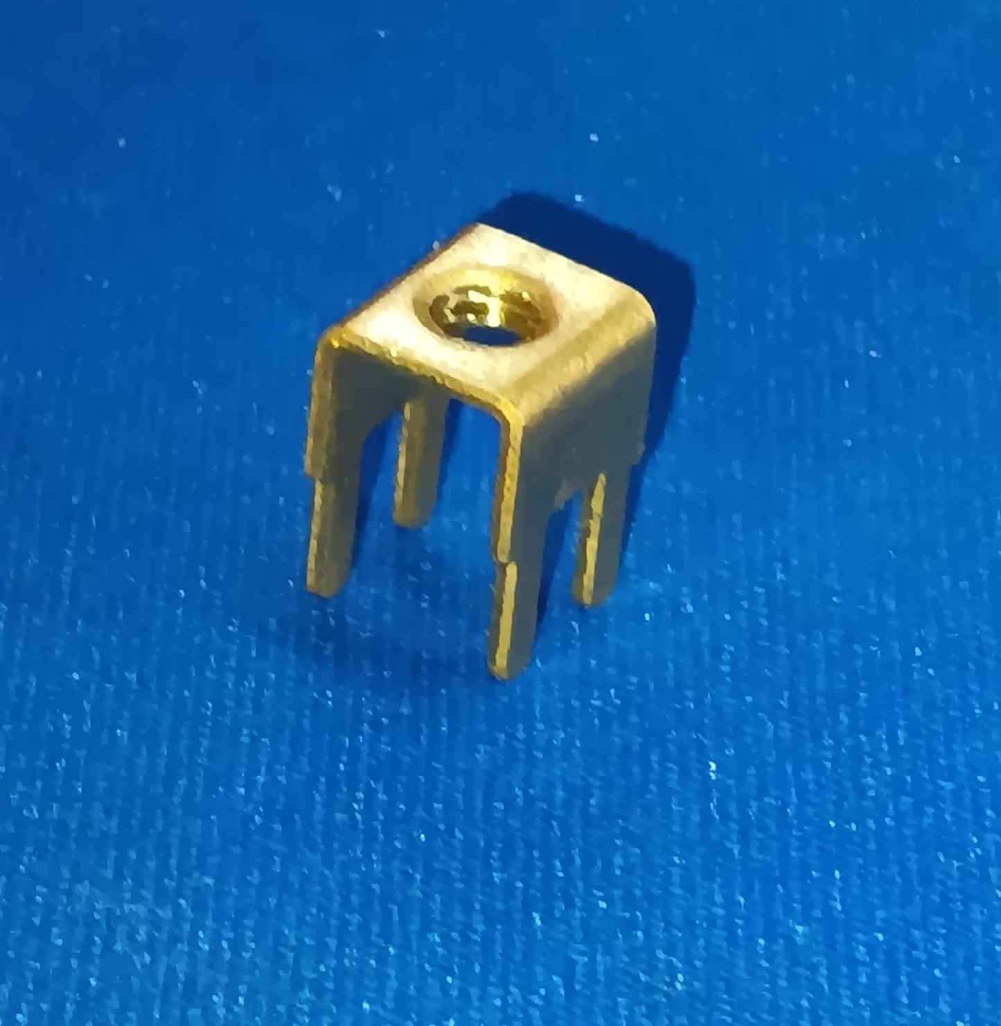 M4 PCB WELDING TERMINAL 40A 4LEG T34082082-0680XFCN Tin ETE9948