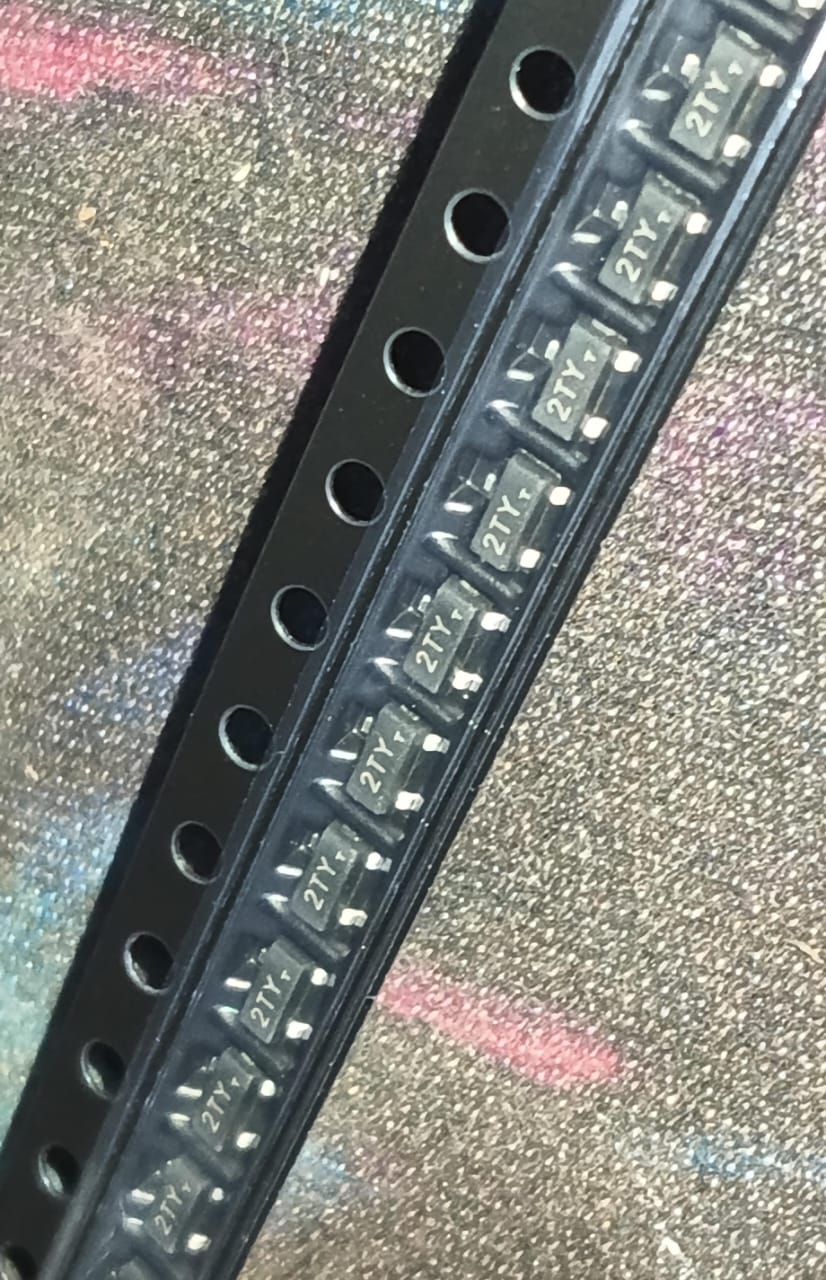 S8550 SOT23 2TY SMD Transistor PNP 8550 ETA1012