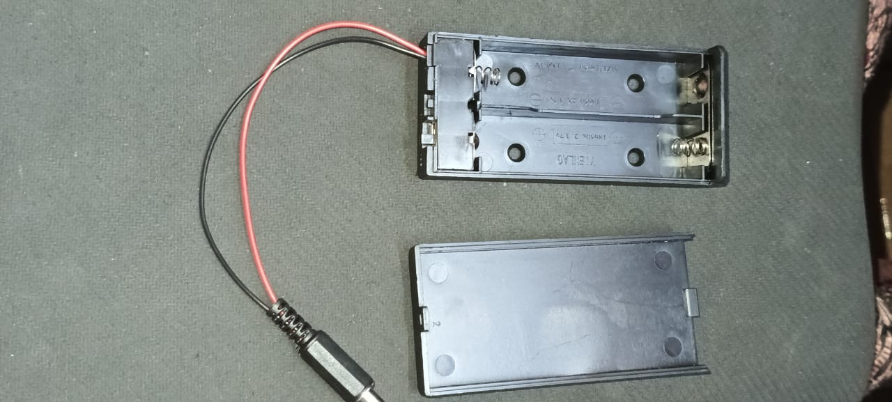 18650 2 CELL HOLDER SERIES Plastic Box Case with cover and switch ET8737