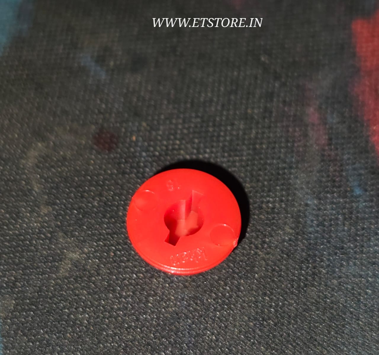 RED CAP-7B PLASTIC CAP FOR 6X6 MICRO SWITCH CAP7B  ETH6661