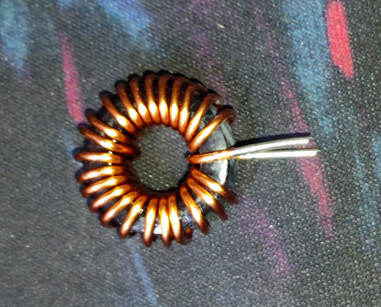 47UH 20X10MM 10A FERRITE MAGNETIC INDUCTOR COIL TOROIDAL 20% 1MM WIRE DIA ET10721