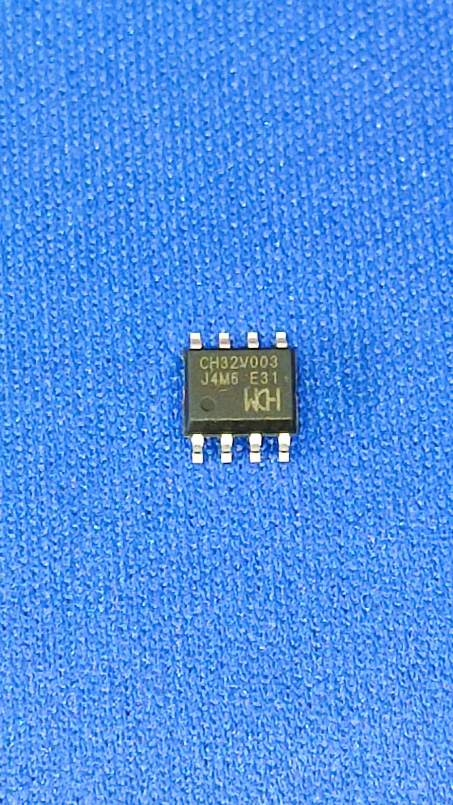 CH32V003J4M6 SOP8 RISC-V SMD WCH Micro controller ET7879