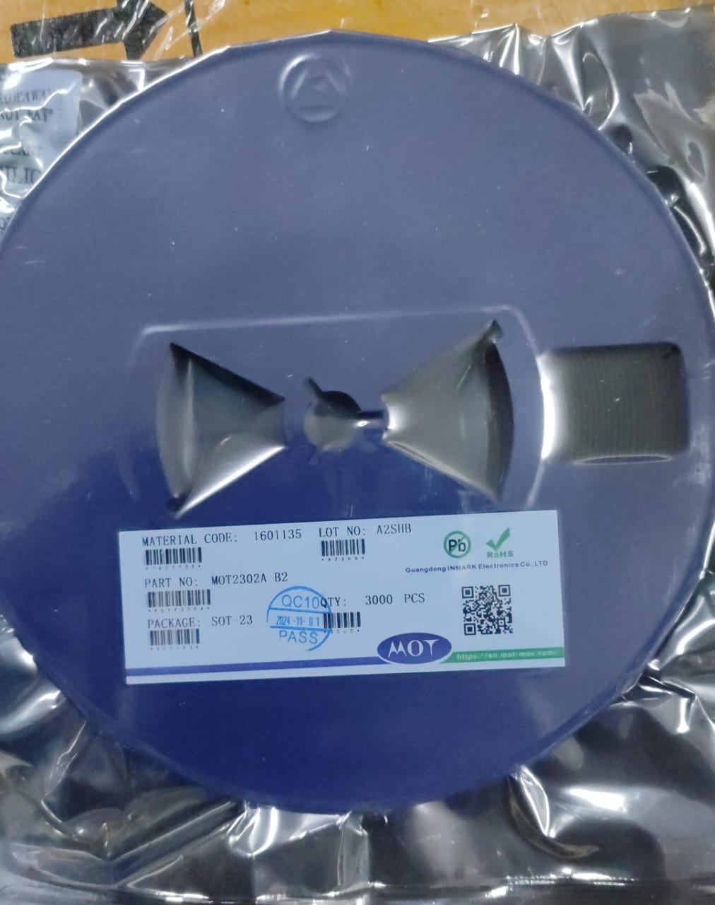 MOT2302AB2 MOSFET A2SHB SOT23 2.5A 20V N-Channel 2302 ETA1085