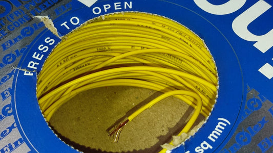 YELLOW 1meter 0.5Sqmm 4A COPPER Cable FINOLEX WIRE ET2043