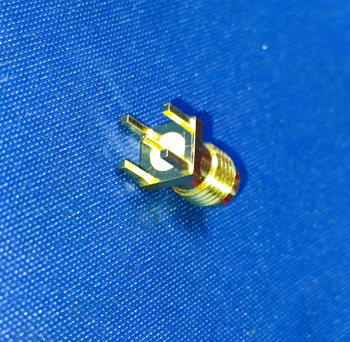 SMA Connector female straight for PCB antenna ET8268