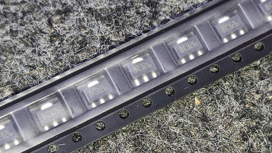 L78L05ABUTR 5V 100mA SOT-89-3 Voltage Regulator 8C SMD ST 7805 78L05 ETD11112